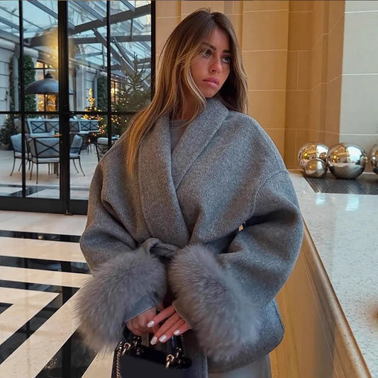 Fiona Damenmantel | Wolle mit Pelzbesatz, Elegant Winter Mantel Damen 3