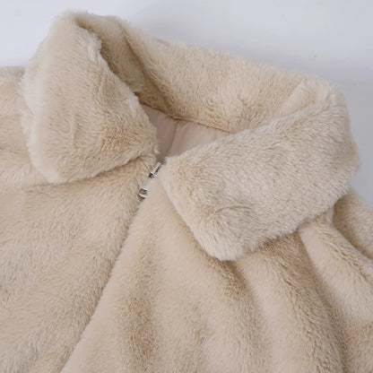 Damen Felljacke mit Reißverschluss – Warm & Elegant