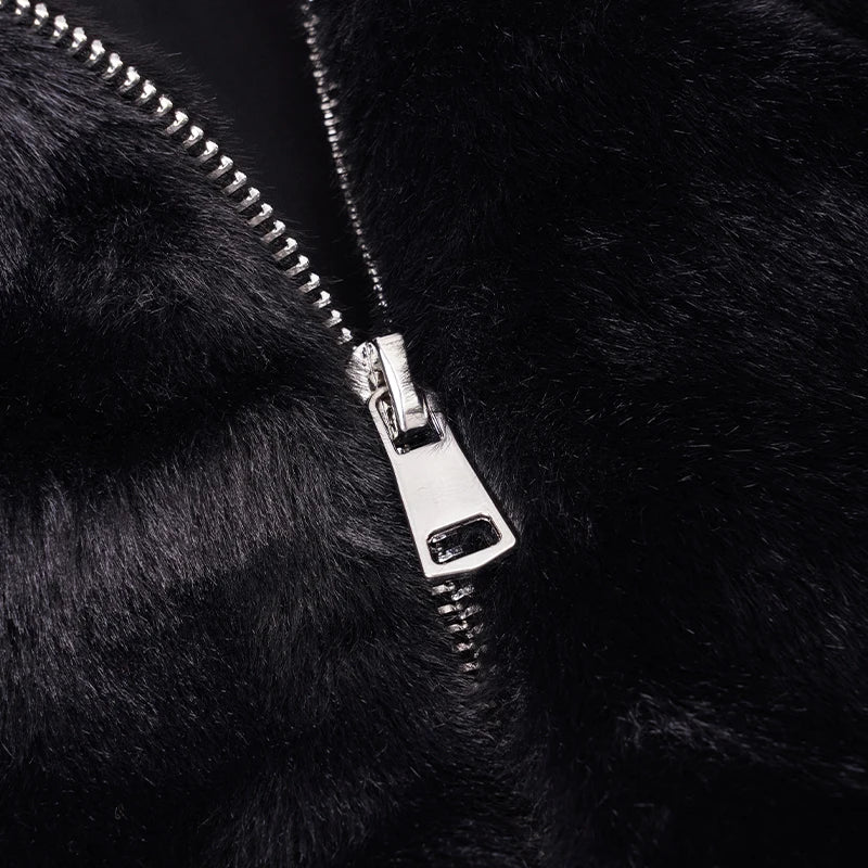 Damen Felljacke mit Reißverschluss – Warm & Elegant