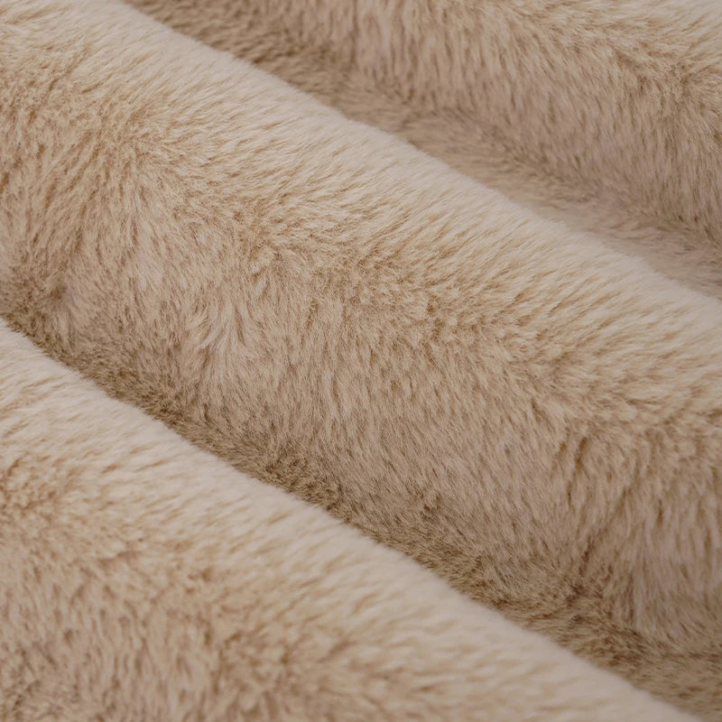 Damen Felljacke mit Reißverschluss – Warm & Elegant