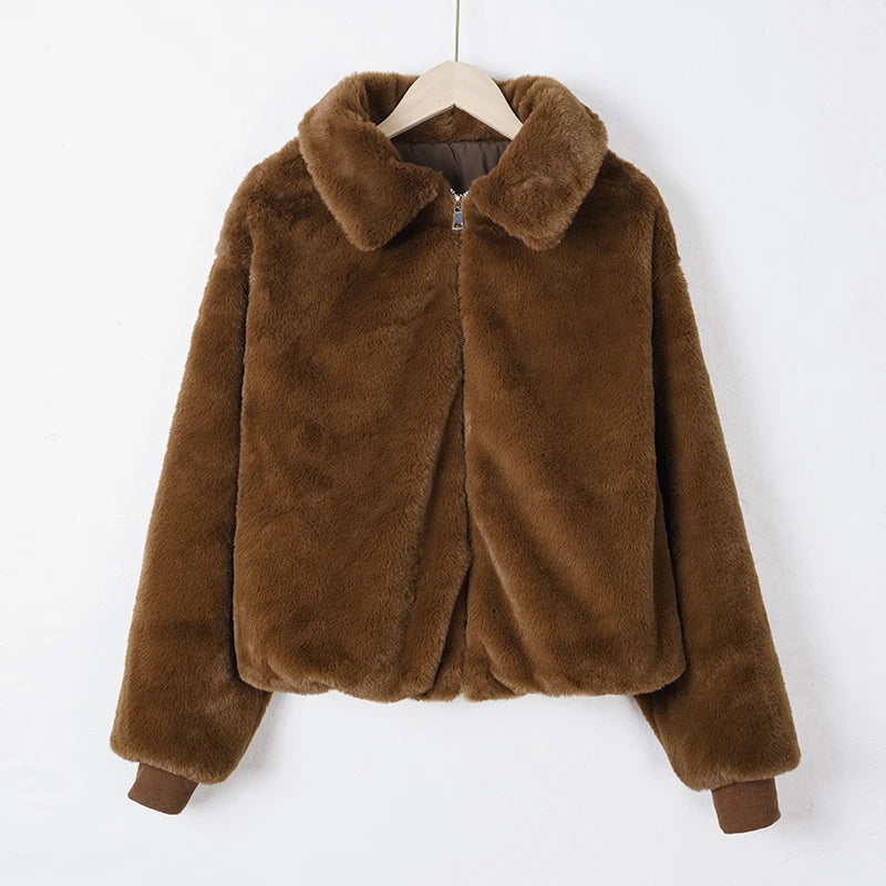 Damen Felljacke mit Reißverschluss – Warm & Elegant