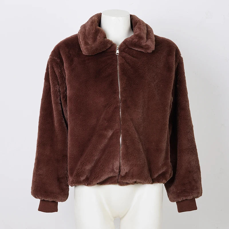 Damen Felljacke mit Reißverschluss – Warm & Elegant